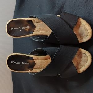 Donald J. Pliner Dani Black Elastic Cross Cork Wedges Size 8.5 M